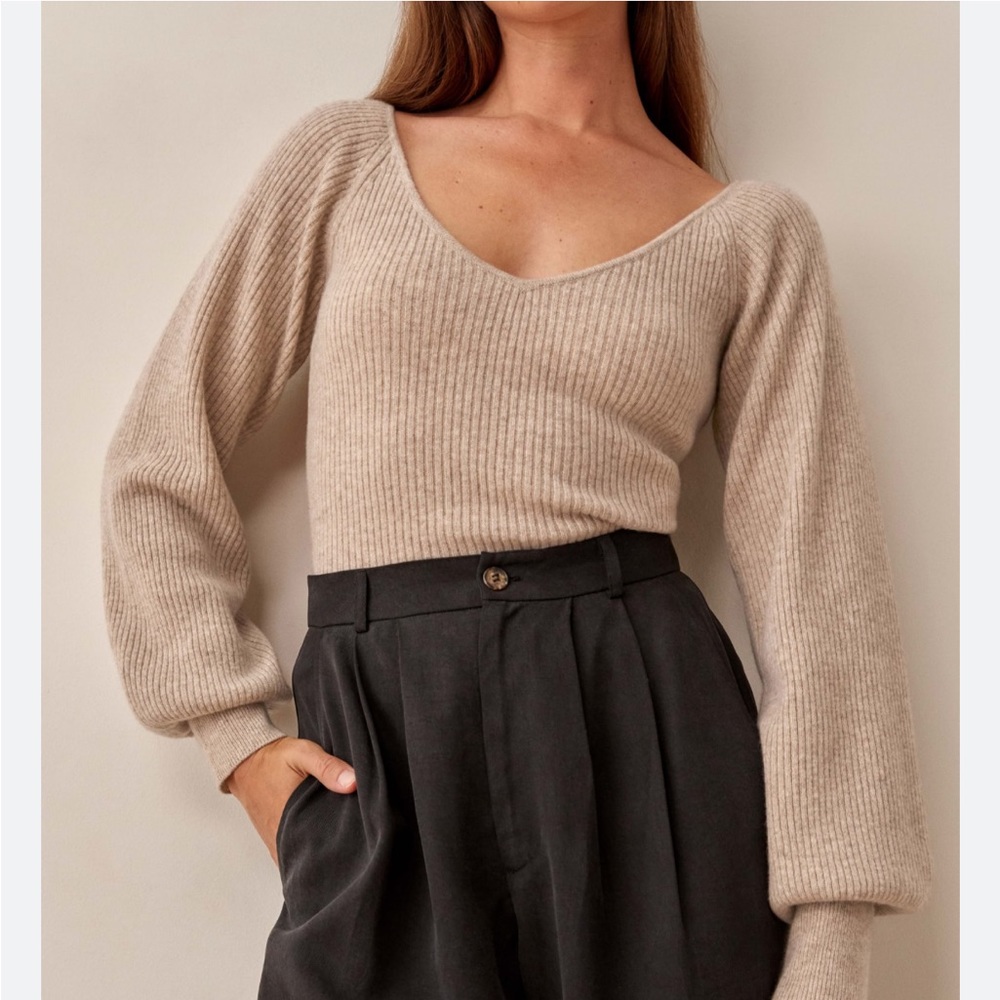Reformation Hart Cashmere Sweater in Color Oatmeal